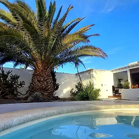 Casa Alizee, Heated Pool, Hot Tub Holiday home *
