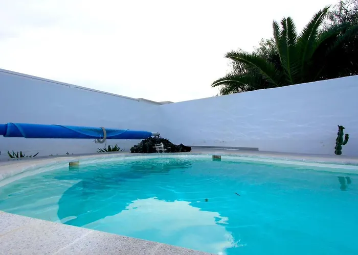 Casa Alizee, Heated Pool, Hot Tub Playa Blanca (Lanzarote)