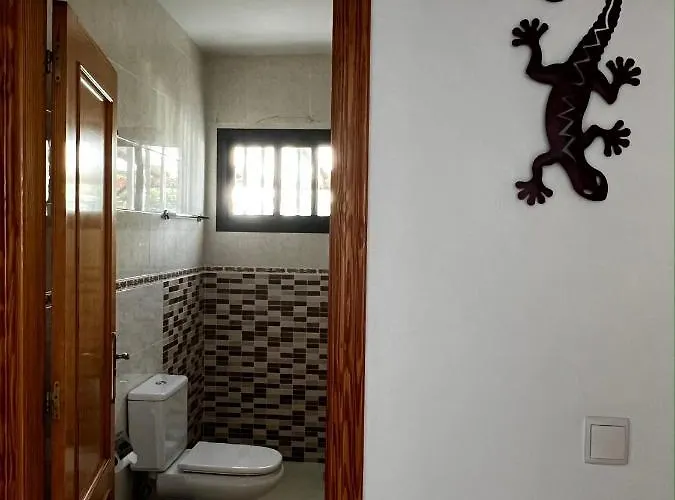 Casa Alizee, Heated Pool, Hot Tub Feriehus Playa Blanca (Lanzarote)