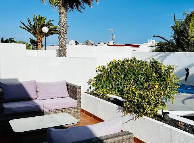 Casa Alizee, Heated Pool, Hot Tub Playa Blanca (Lanzarote)